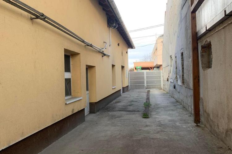 Széles körben hasznosítható ipari ingatlan kiadó!