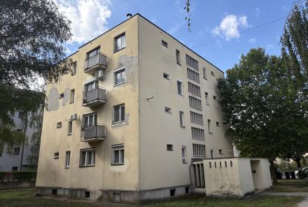 Esztergom belvárosi, 2 szobás téglalakás Aranyhegyen