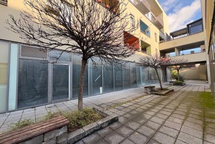 Kíváló lehetőség Esztergom belvárosában, bankfiókok környezetében